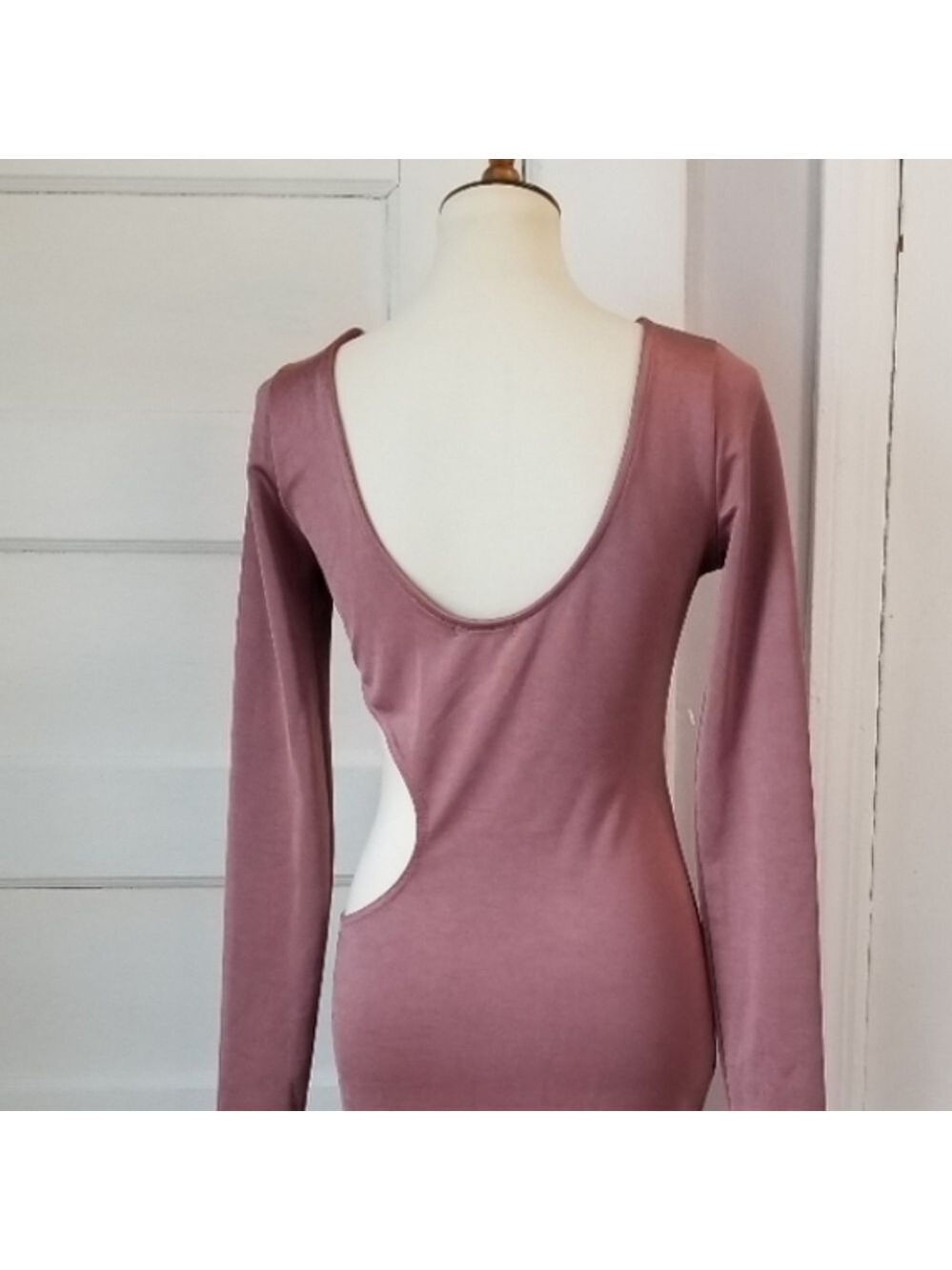 NWT Fashion Nova Show a Little Cut Out Midi Dress, Size L - Picture 8 of 14